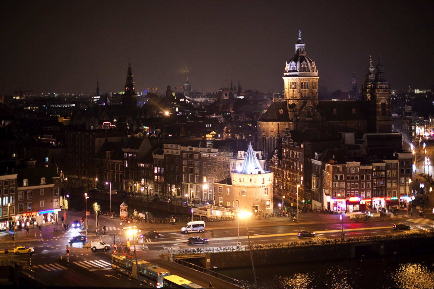 111129 15 prins hendrikkade