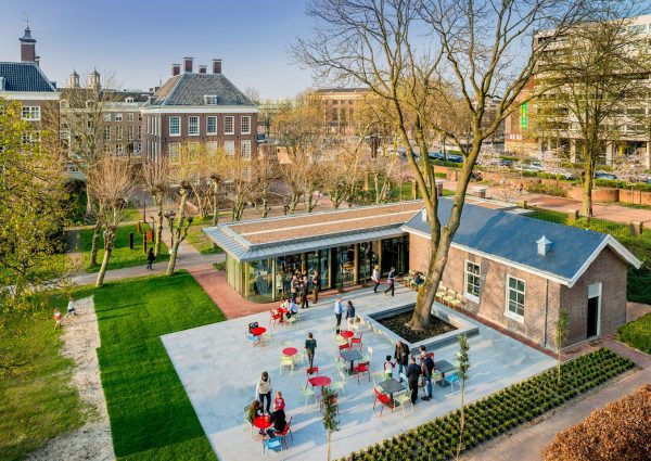 Onttrek jezelf aan de drukte met een brunch bij Dignita Hoftuin