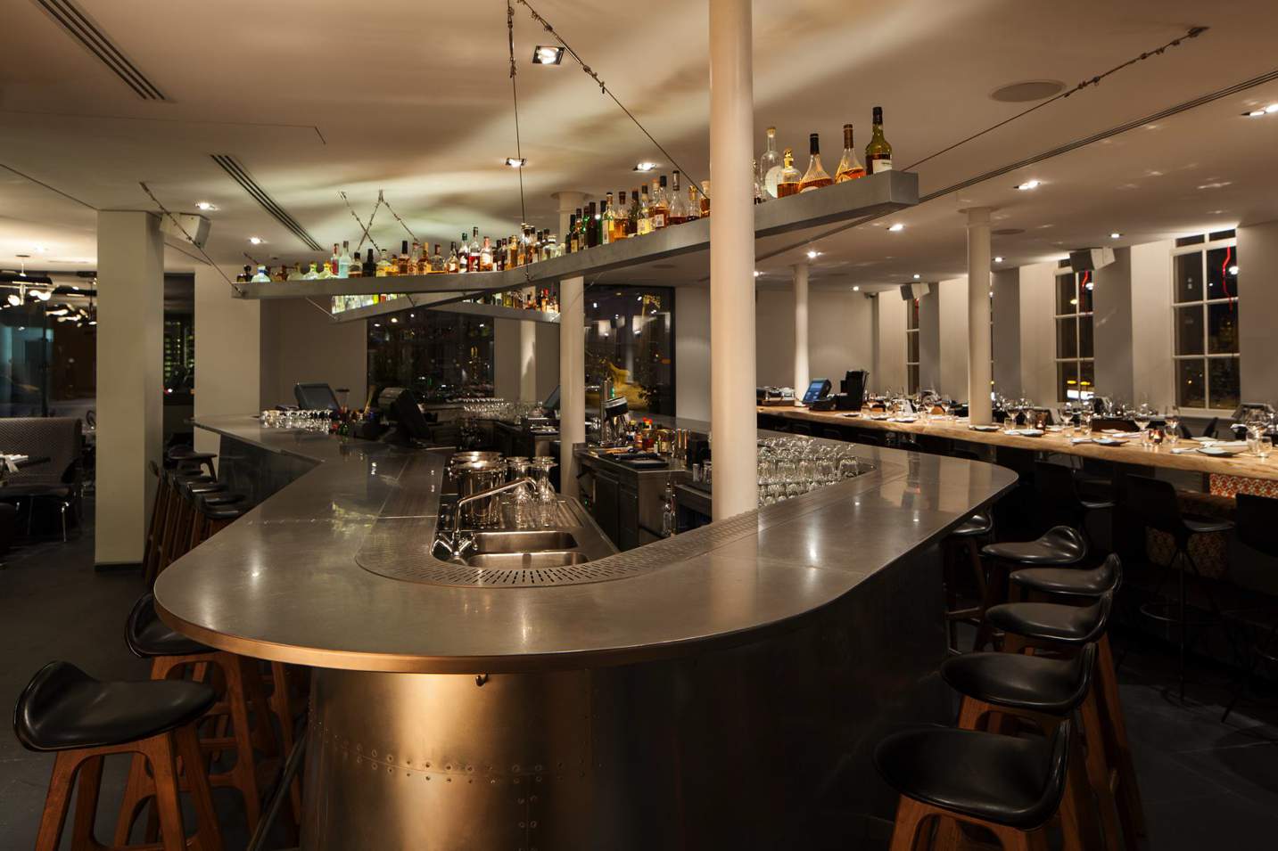 IZAKAYA Asian Kitchen Bar 9