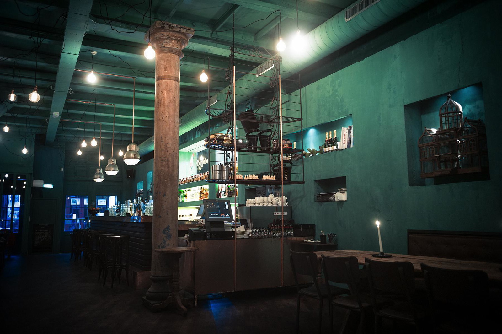 Roses Cantina bar entry