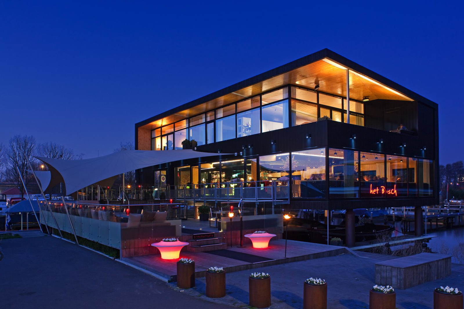 The Bosch, fine dining in luxury overlooking ’t Nieuwe Meer