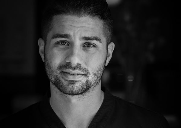 BRONS: Dennis Huwaë opens all-day hot spot in The Jewel