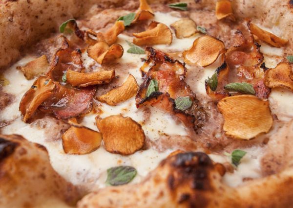 Bij nNea eet je de lekkerste traditionele ­Napolitaanse pizza