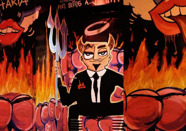 Drinking cava and eating tapas we do at Cavataria