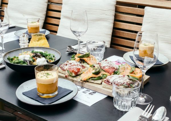 De Kanarie Club in De Hallen, de ideale afspreekplek