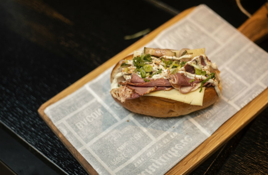 foodhallen-amsterdam-Pastrami