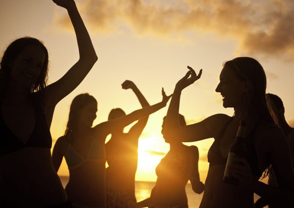 Beach of East: City beach on roof terrace House of Orchid