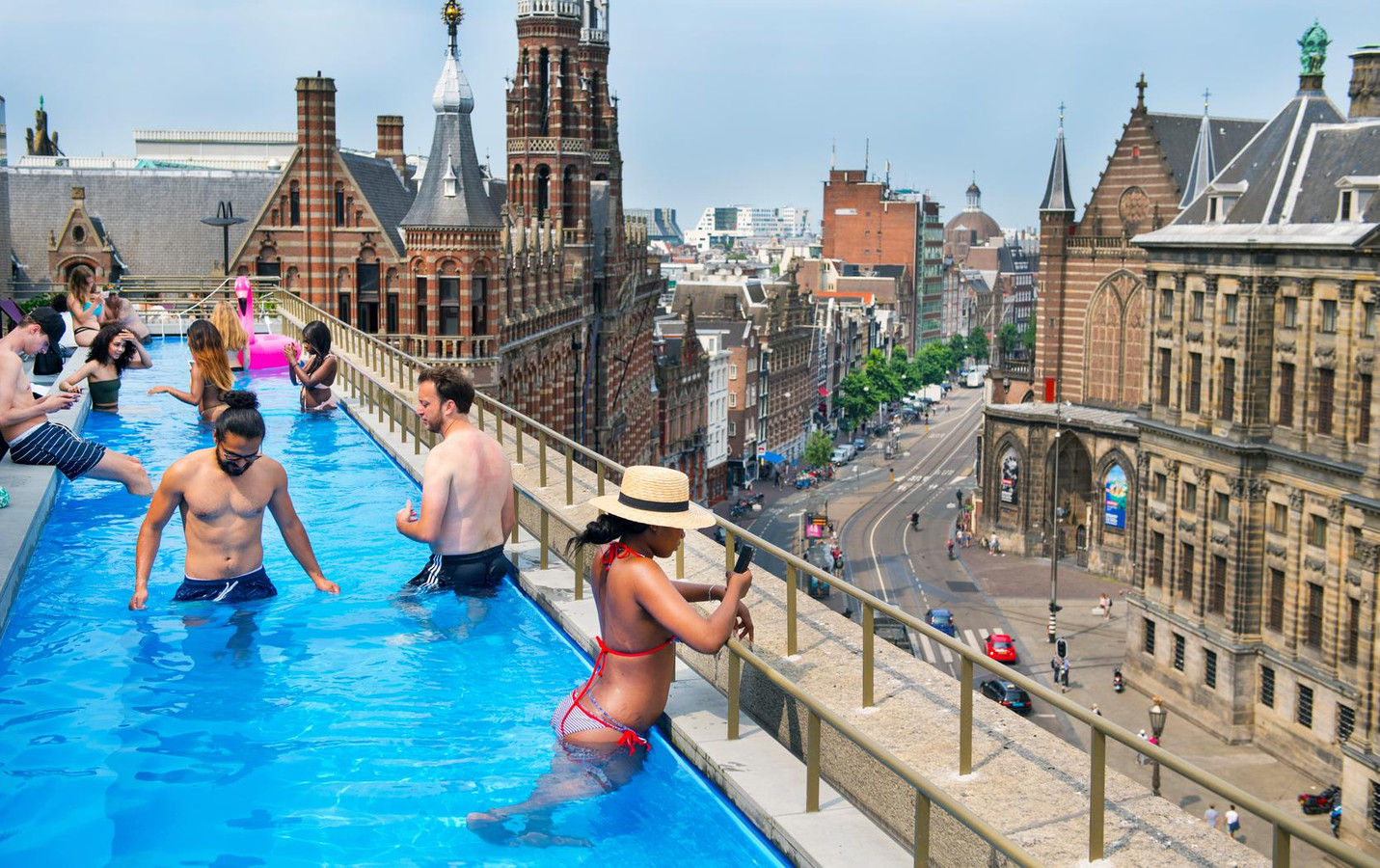 ROEF_Rooftop_Festival1