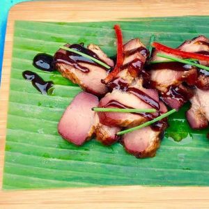 Caribische BBQ gerechten bij het nieuwe restaurant Boótoe