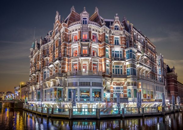 l’Europe opent ’t Huys met Skins, The Wunderkammer en Graziella