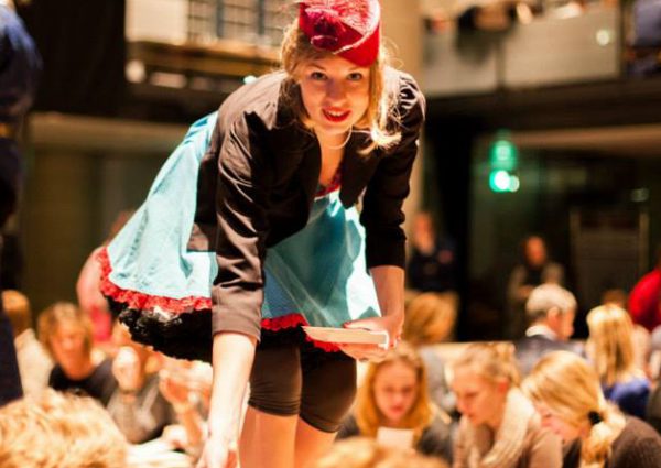 Rondreizend theaterfestival De Parade terug in de stad