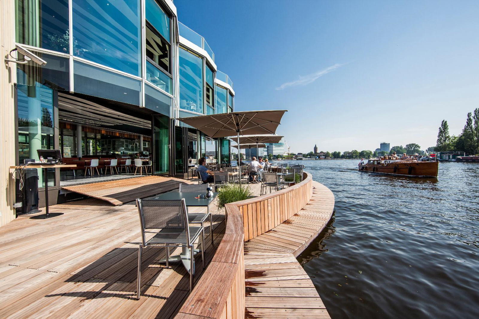 Chique dineren aan het Amsterdamse water
