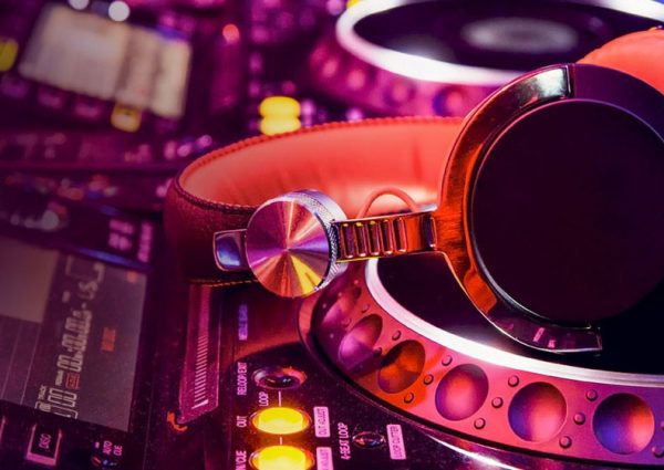 Nieuwe clubs in Amsterdam gericht op elektronische muziek