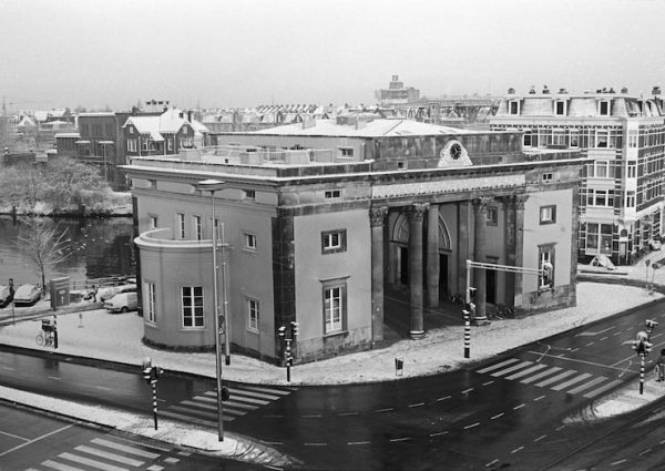 The William: Neighborhood cafe, restaurant and wine cellar in the old city gate