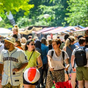 The Pure Market: Craftsmanship in the Amsterdam Forest