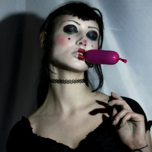 An Unfiltered Exhibition haalt de sigaret uit iconische portretten