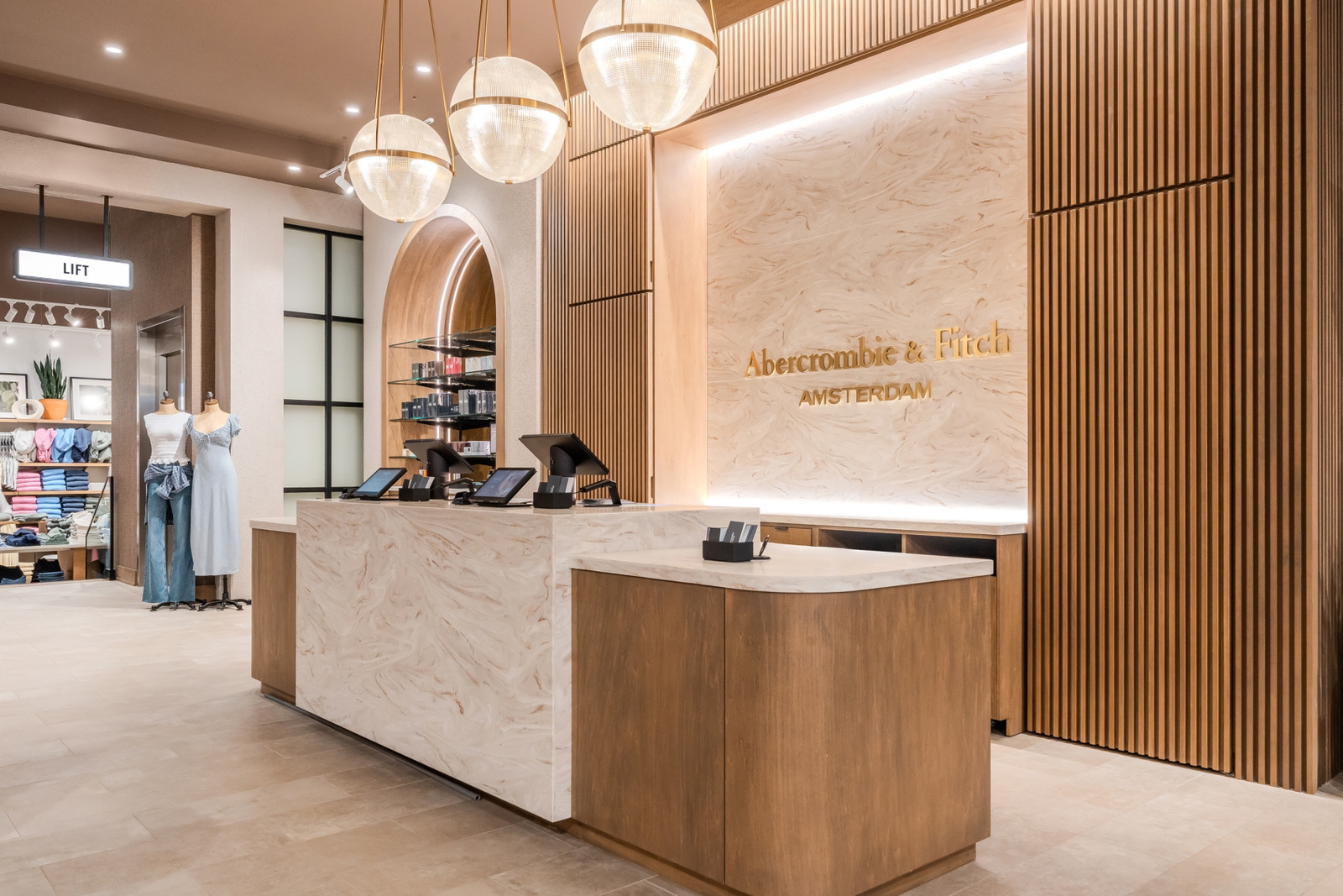 Abercrombie & Fitch is weer terug in de stad