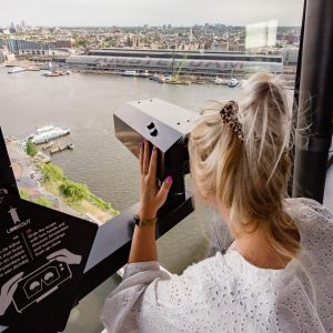 A’DAM Toren viert 10 jarig bestaan met mini-festival