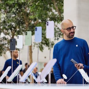 AMAC flagshipstore op de Zuidas: zakelijke focus en innovatief winkelontwer