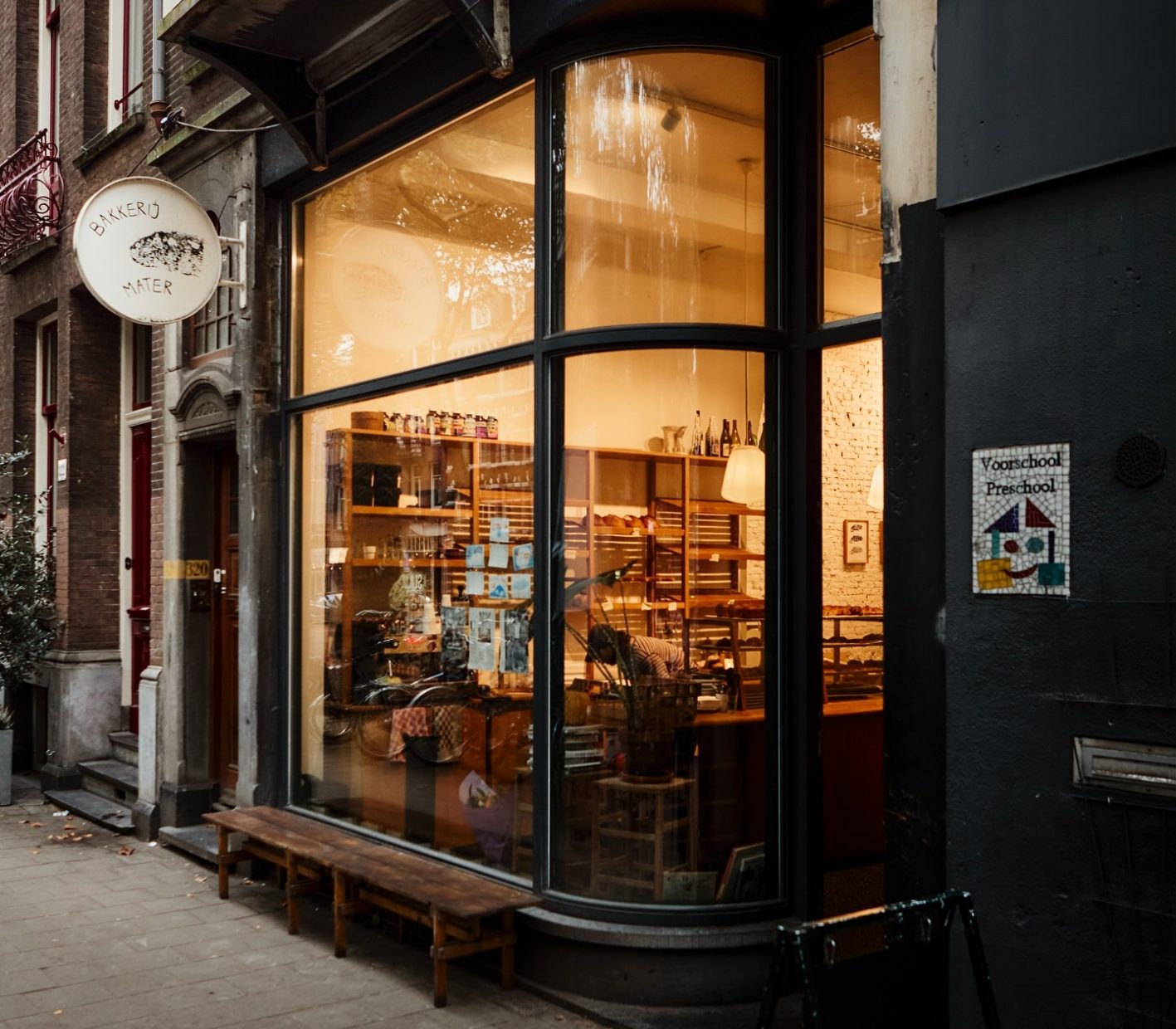 Bakkerij Mater: Familiezaak voor zuurdesembrood en croissants