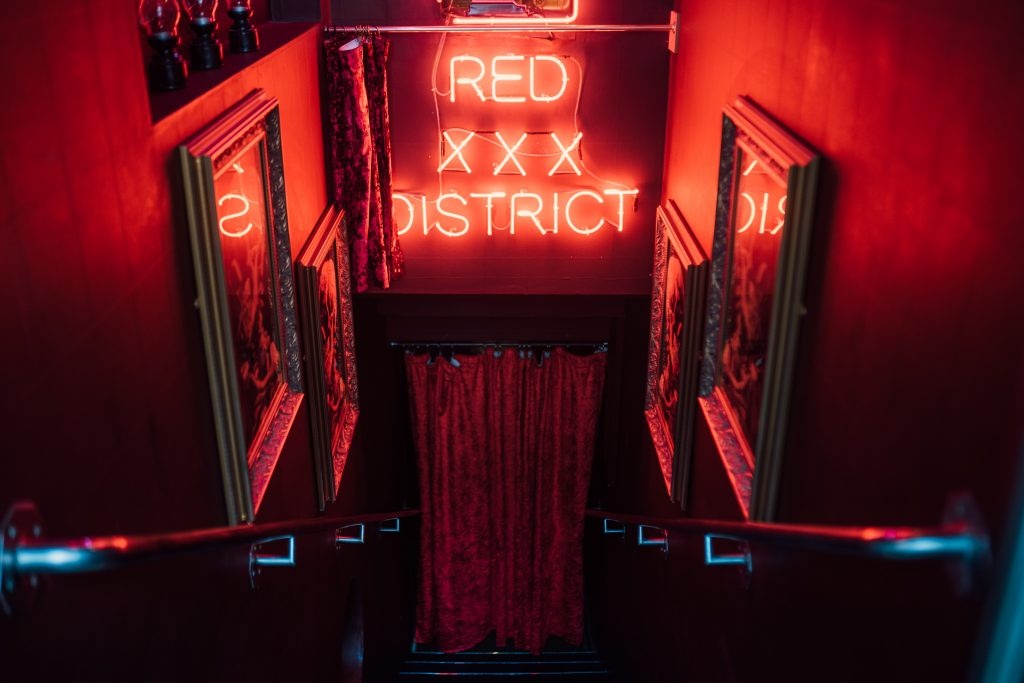 New nightclub Basement opens under Leidseplein