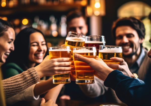 De beste bruine kroegen in Amsterdam – Proost!