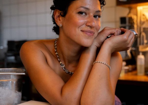 Benelux Bar: Van bites en cocktails naar nachtenlang dansen