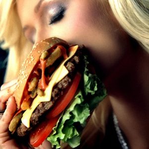 Where to eat the tastiest burgers in Amsterdam?