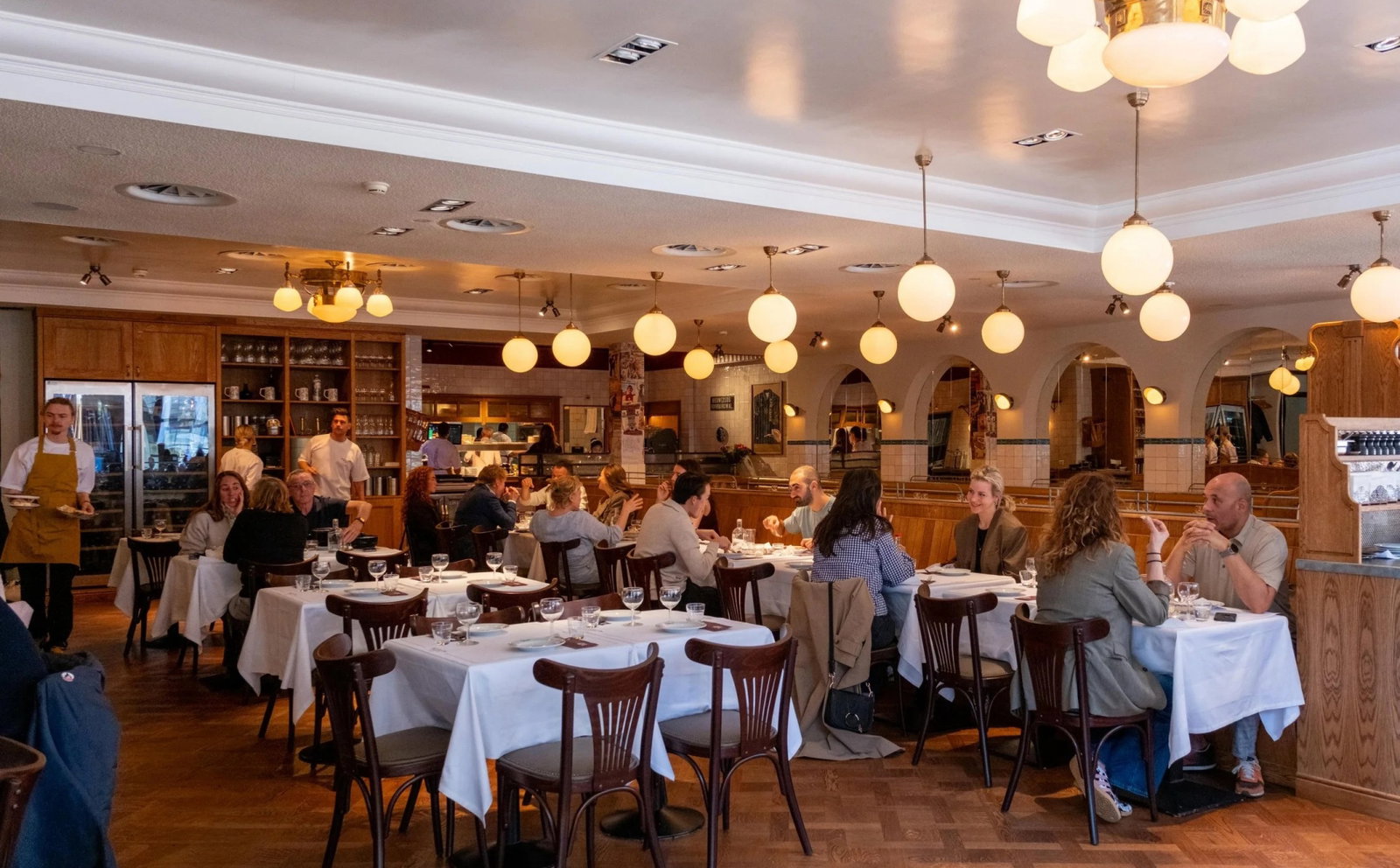 Bouillon d'Amsterdam conquers the city with 2nd location in South