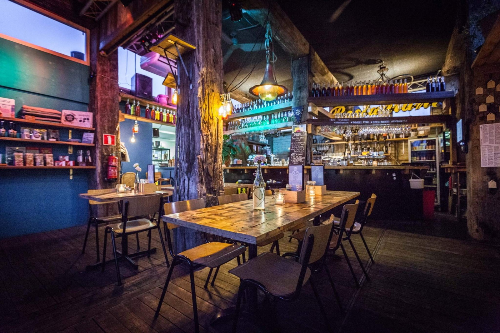 cafe-de-ceuvel-amsterdam_3