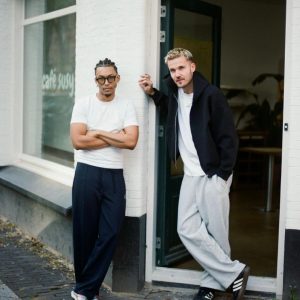 Café Susy: koffie, matcha en Braziliaans-Surinaamse snacks in Oost