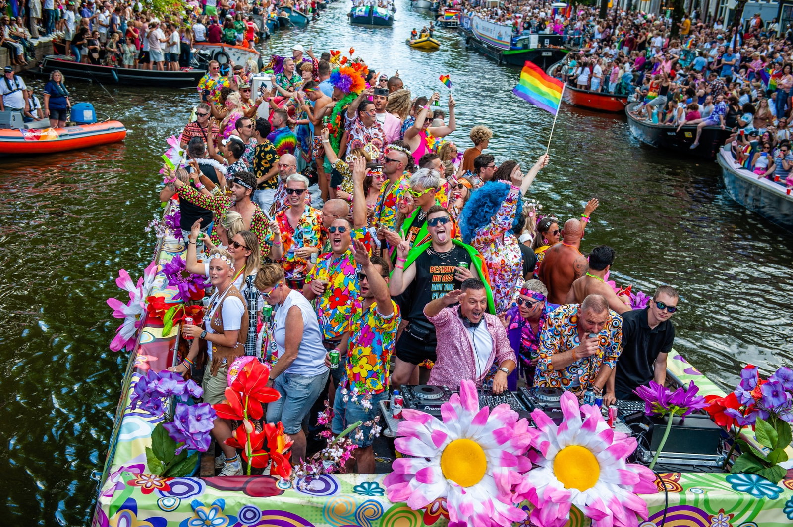 canal-pride-amsterdam3