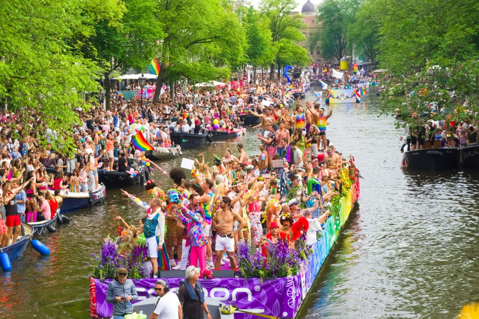 canal-pride-canals-amsterdam_1