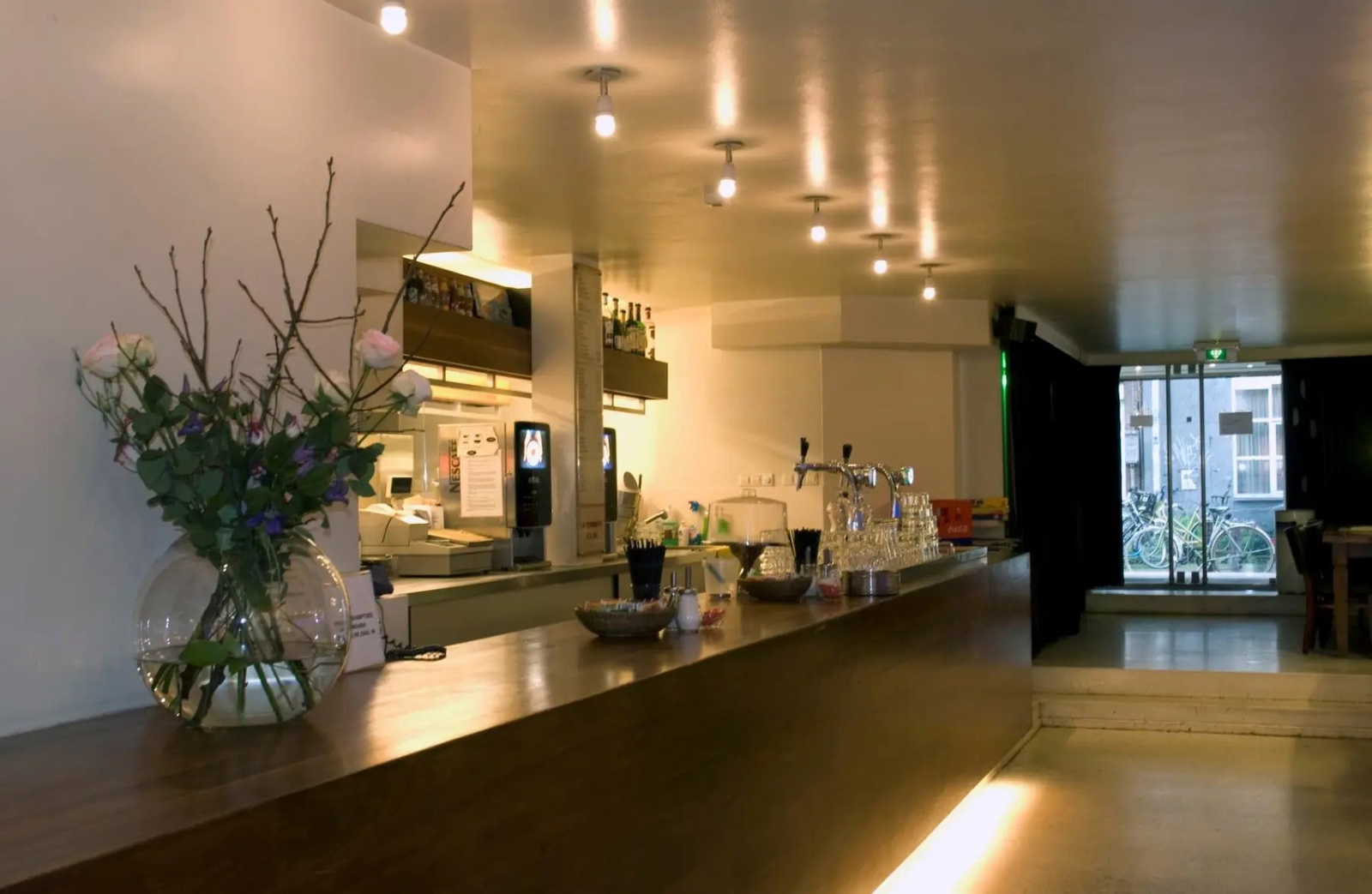 cinecenter-lijnbaansgracht-arthouse-bioscoop-amsterdam_1