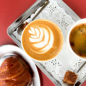 Café COOS: Oud-Hollandse baksels met moderne twist