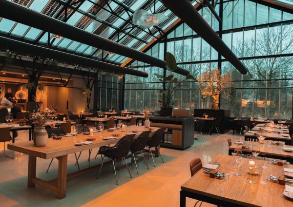 Restaurant De Kas: duurzaam dineren in een voormalige kas