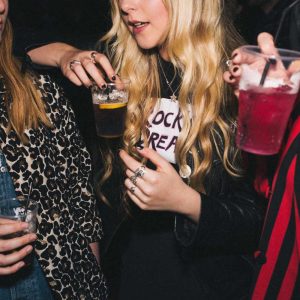 Oslo Beers: Buurtcafé met zonneterras en shared dining