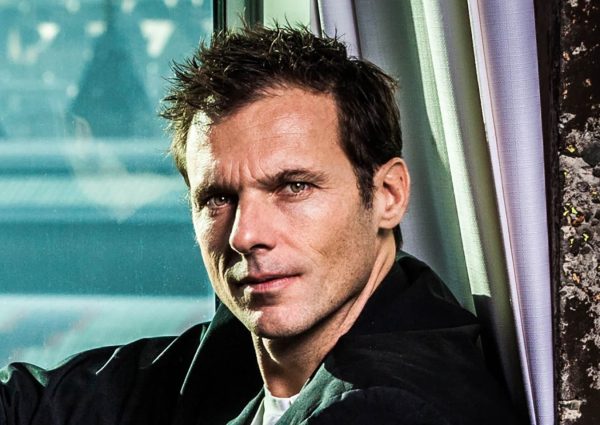 Amsterdam in Motion: Meeslepende tijdreis van het Amsterdam van 1275 tot nu