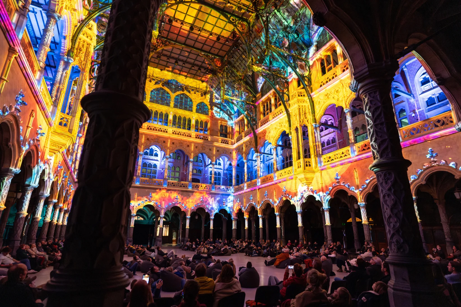 enlightenment-lichtshow-voorstelling-oosterkerk-amsterdam_4