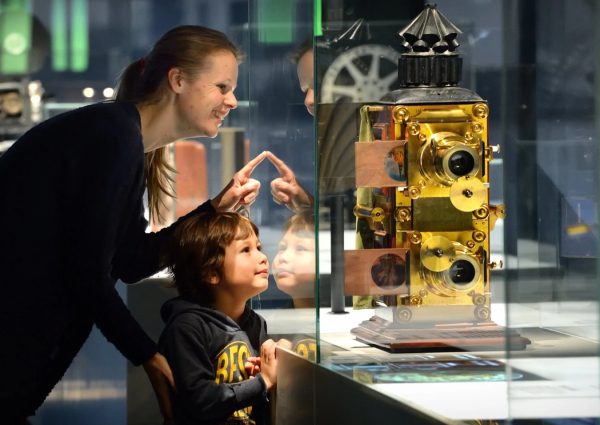 EYE Filmmuseum: Filmgeschiedenis en hedendaagse cinema