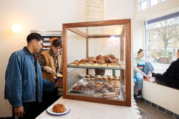 farine-boulangerie-en-cafe-het-moet-voelen-alsof-we-er-altijd farine-boulangerie-en-cafe-het-moet-voelen-alsof-we-er-altijd