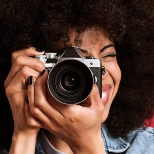 VANDESTRAAT: Vier fotografen vangen de ziel van Amsterdam