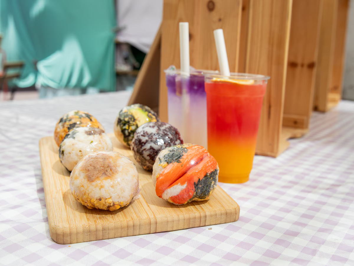 jumeok-bap-the-rice-balls-have-taste-like-kimchi-tuna-bulgogi-beef