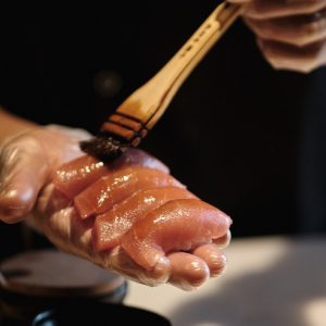Ken Sushi, traditionele omakase sushi bar op Geldersekade
