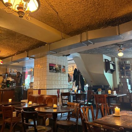 kikkie-van-the-prinsensluis-cafe-amsterdam_2