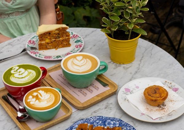 De Koffieschenkerij: Koffie drinken in De Oude Kerk