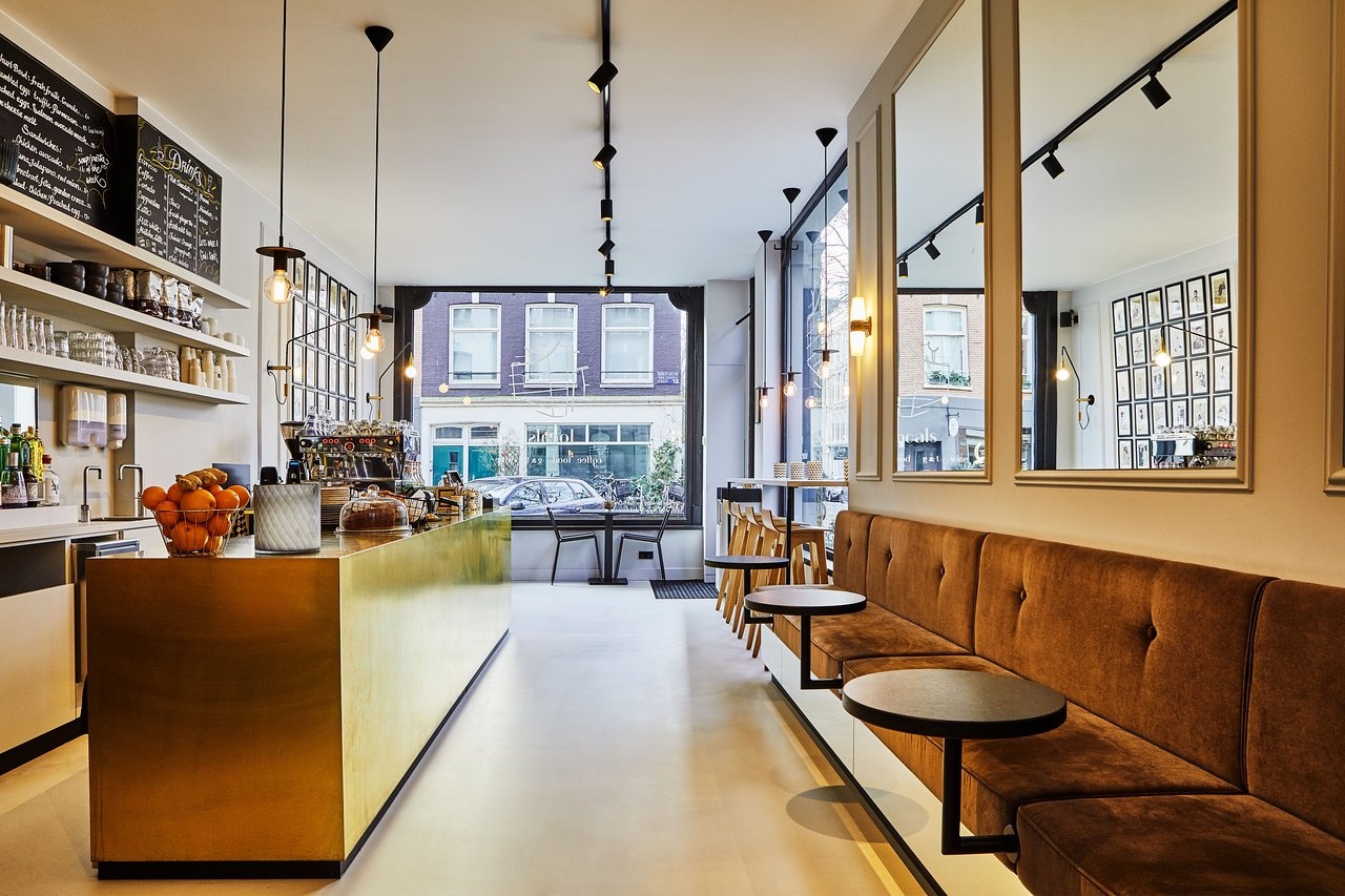 locals-coffee-pipe-amsterdam_3