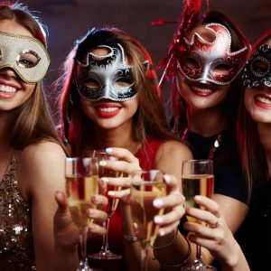 Midnight Masquerade: Supper’s bruisende dinnershow