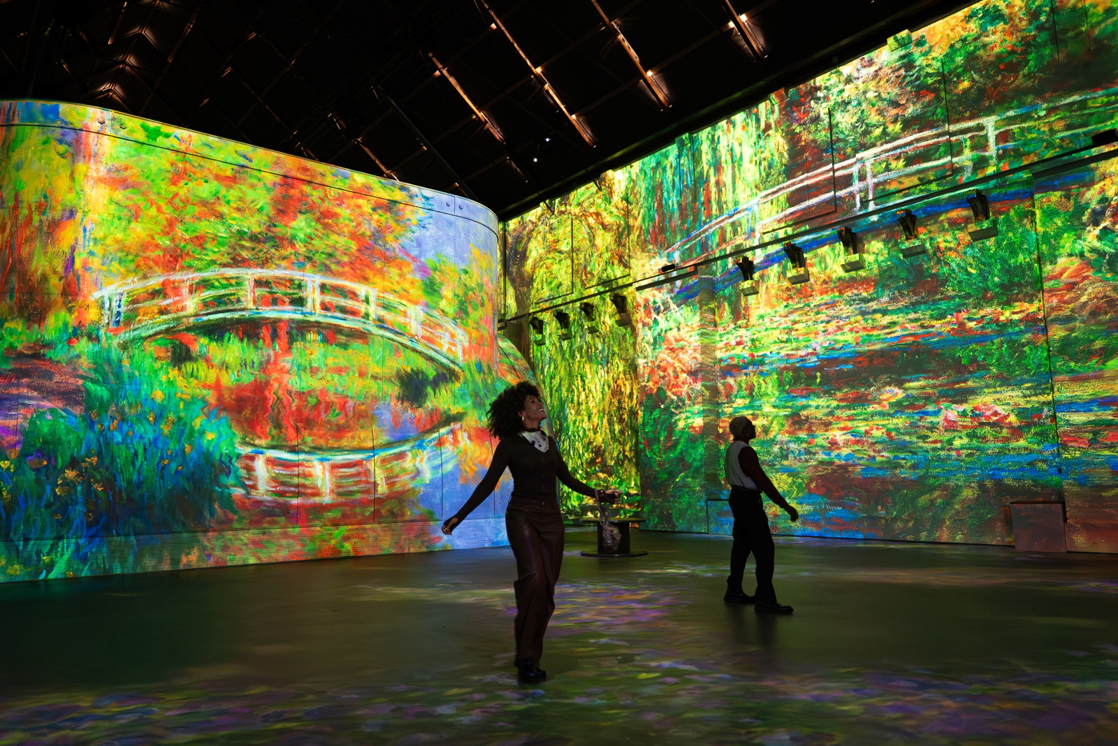 monet-voorstelling-fabriue-lumieres-amsterdam_1