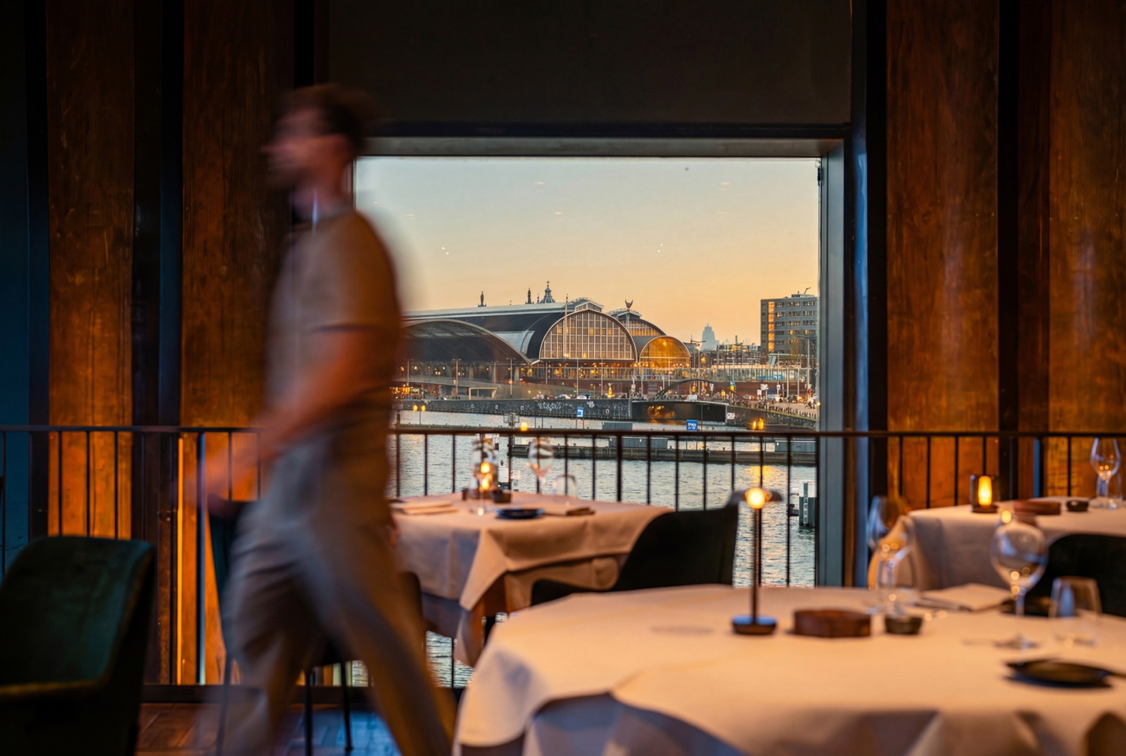MOS aan het IJ: fine dining met een Michelin-ster